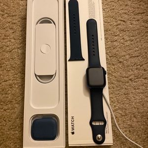 Apple Series 7 watch- GPS+Cellular - 41 mm - excellent condition 2 months old